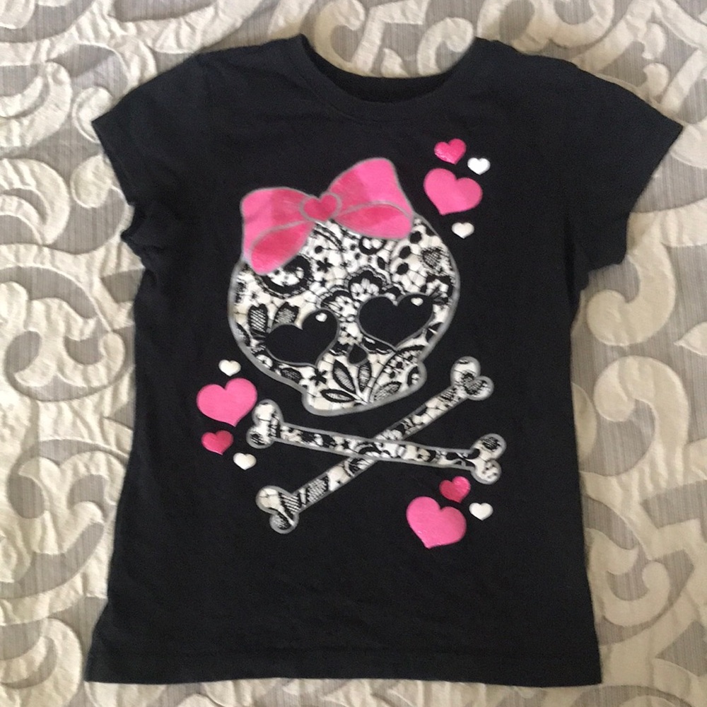 The Children’s Place Black Skull T-shirt 5/6